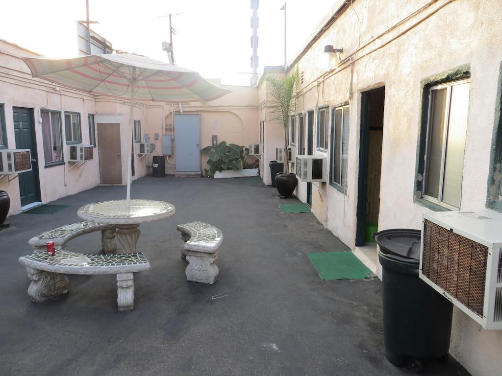 Copacabana Inn Los Angeles Exterior photo